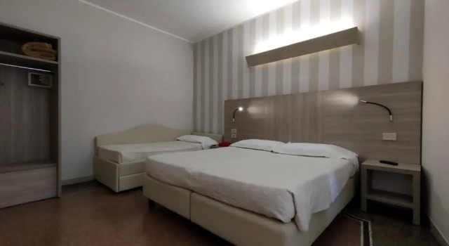 Трёхместный номер Standard Hotel Vittoria