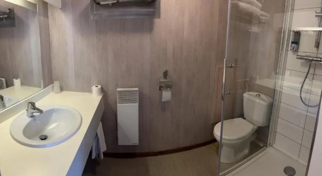 Номер Standard Logis Hôtel des Messageries