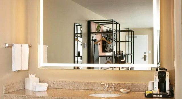 Standard Zimmer Waypoint Hotel