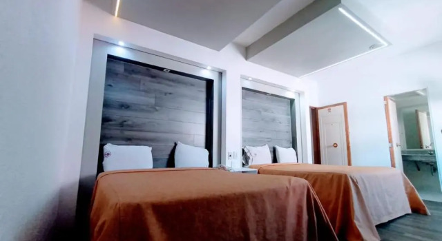 Четырёхместный номер Standard Hotel Mina