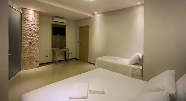 Четырёхместный номер Standard Hotel Iguassu Inn