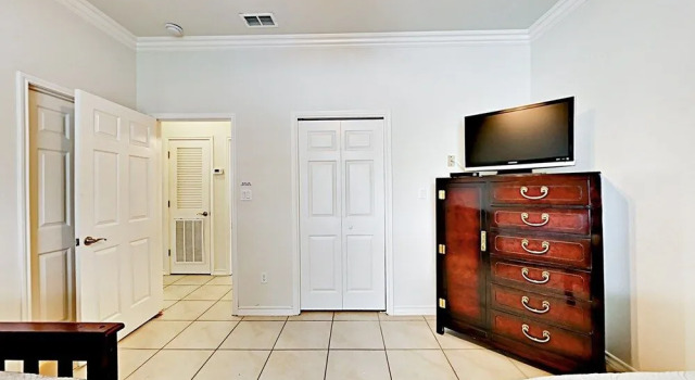East Gardenia Condo Unit 2 Condo