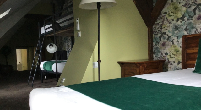 Семейный люкс с 2 комнатами Logis Hôtel Le Vert Galant