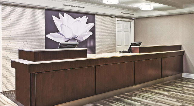 La Quinta Inn Midland, Rezerwuj Hotel Hotele 3-gwiazdkowe w Midland, 3*