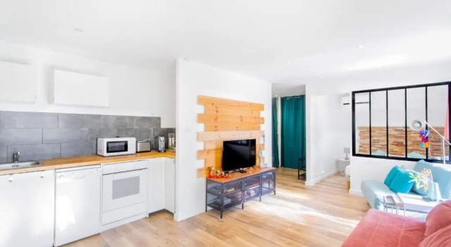 Likeable and large studio with AC - Dodo et Tartine, Забронировать Апартаменты/квартира Отели Тулона с парковкой, рядом с Jardin Alexandre 1er, Парковка