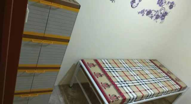 Camera Standard Eiffel Residence Cideng - Female Only