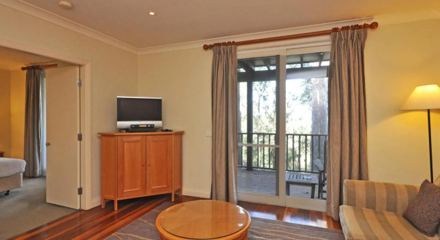 Villa 1br Villa Cabernet located within Cypress Lakes Resort, Забронировать Вилла Поколбин Hunter Valley, рядом с Винодельня Usher Tinkler Wines