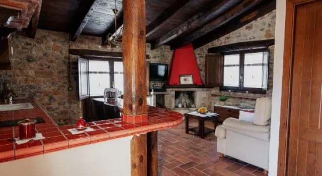 Апартаменты Superior Masia Can Viver - Olive oil tourism B&B
