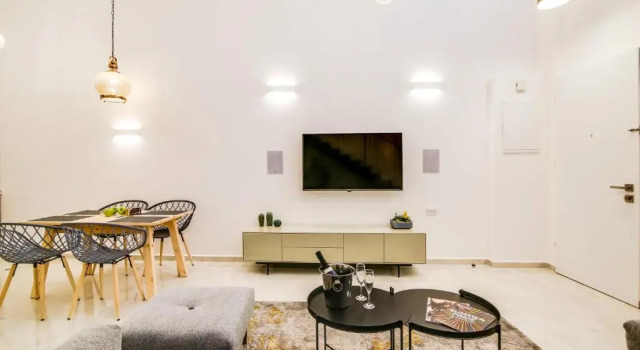 Апартаменты Цокольный этаж с 4 комнатами Carmel Market Apartments by Master