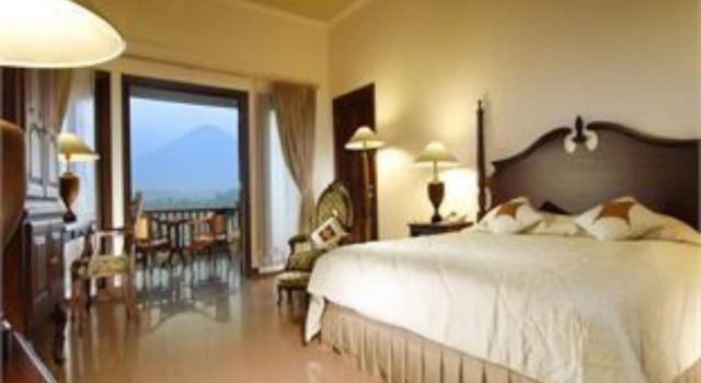 Royale suite The Oxalis Regency Hotel Magelang