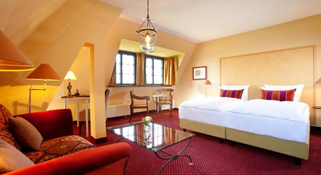 Полулюкс Romantik Hotel Auf Der Wartburg