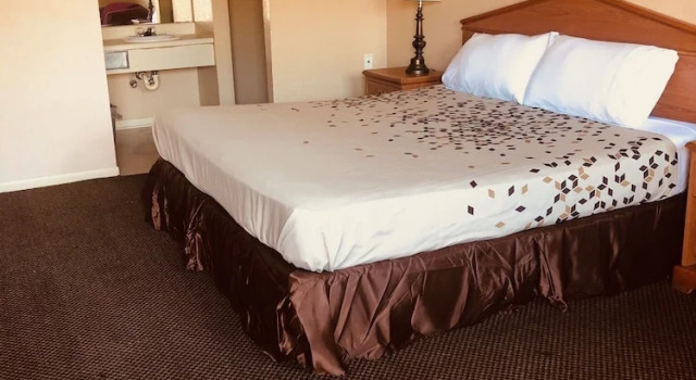 Номер Economy Hallmark Inn And Suites