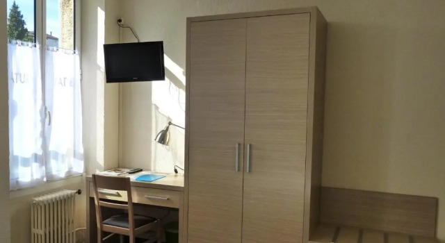 Standart çift kişilik oda Hôtel Restaurant du Commerce