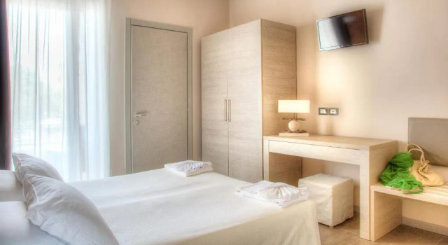 Двухместный номер Standard с балконом Hotel Helvetia