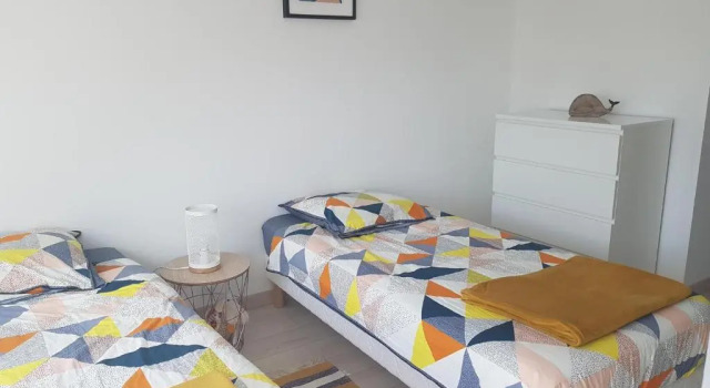 Duplex cosy 4 personnes piscine et plage à pied, Забронировать Отель Отели Finistère с парковкой, Парковка