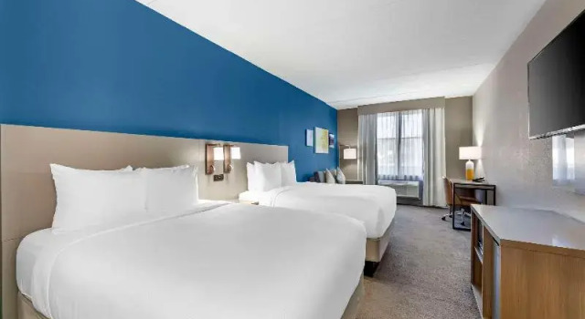 Четырёхместная студия Comfort Inn & Suites Cuyahoga Falls - Akron