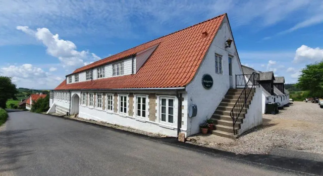 Molsgaarden, Rezerwuj Hotel Knebel Midtjylland