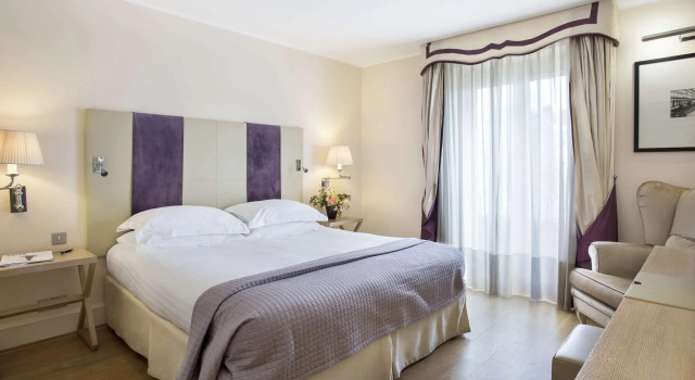 Двухместный номер Deluxe Castille Paris   Starhotels Collezione