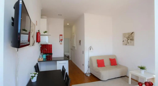 Апартаменты с балконом Apartamentos com Historia