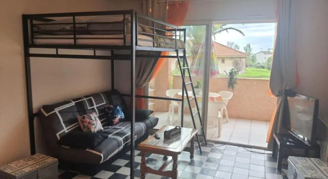 Studio Corse avec véhicule dispo à l'aéroport de Bastia, Varaa Hotelli  