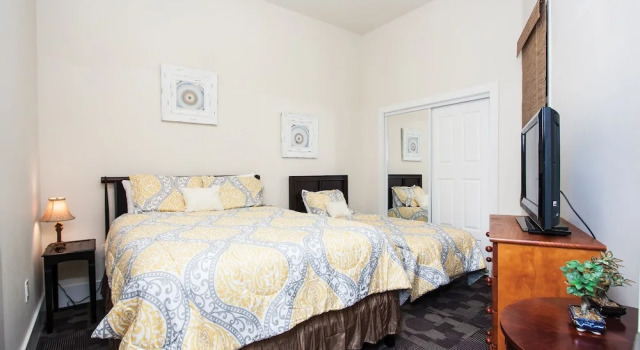 Three Bedroom With Waterfront Views - Unit Crc0104, Prenota Hotel Hotel a Alabama con piscina, Piscina