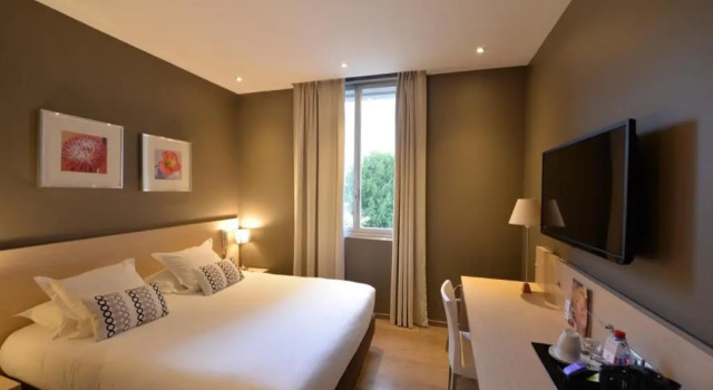 Süper çift kişilik oda Hotel De France