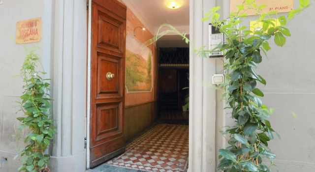 Hotel Toscana, Забронировать Отель Торнабуони Флоренция, рядом с Площадь Кафедрального собора