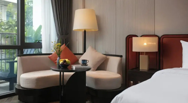 Люкс Premier Le Premier Hotel & Rooftop Bar