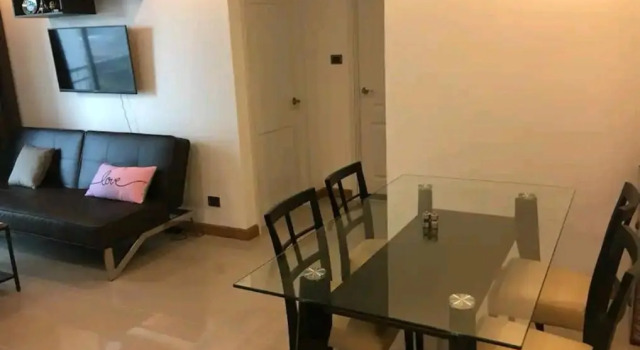 Gsuite Glamorous Apartment, Забронировать Апартаменты/квартира Отели Бангкока с бассейном, рядом с Международный Стоматологический Центр Бангкока, Бассейн