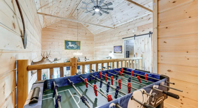 On-site Creek Access: Pet-friendly Cosby Cabin!
