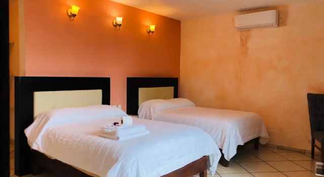 Двухместный номер Standard с балконом Hotel Camino Surreal Xilitla
