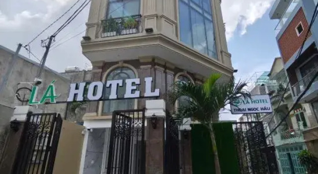 La Hotel Thoai Ngoc Hau, Забронировать Отель Отели Хошимина 3 звезды, 3*