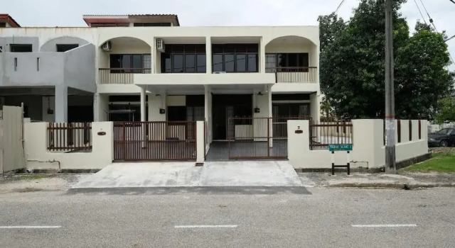 CLP Home near Sri Muniswarar Temple 2, Rezervasyon Misafirhane Perai Penang