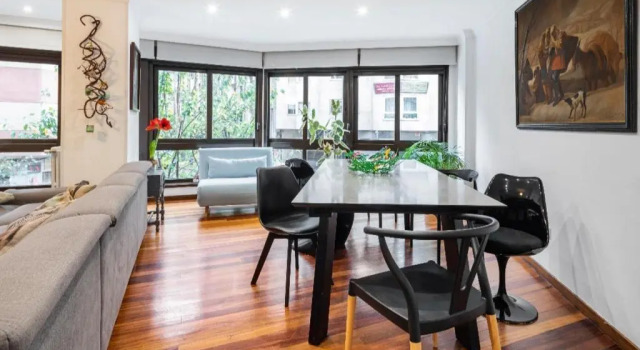 Апартаменты Lujoso y amplio piso con 5 habitaciones