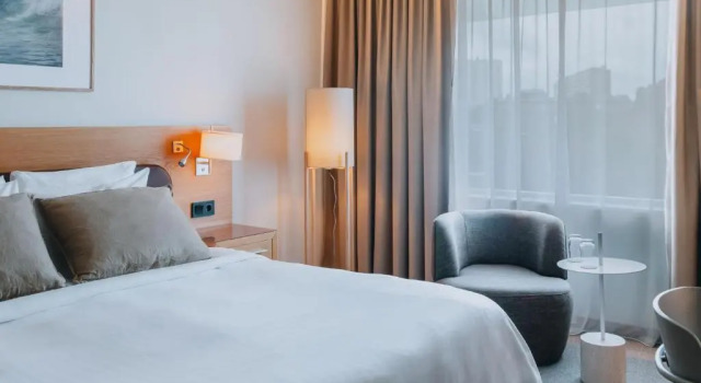 Двухместный номер Deluxe Courtyard by Marriott Stockholm Kungsholmen