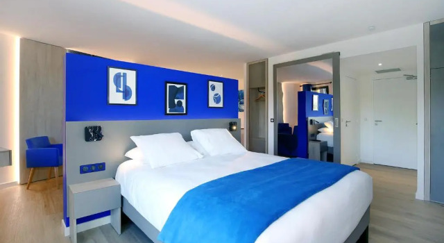 Люкс Deluxe Logis Hôtel & Spa Déjeunez Sous LArbre