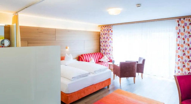 Полулюкс Hotel Walserberg