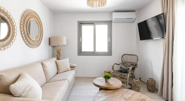 Люкс Deluxe Amalthia Luxury Suites