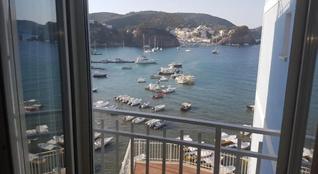 Трёхместный номер Standard с видом на море Hotel La Baia