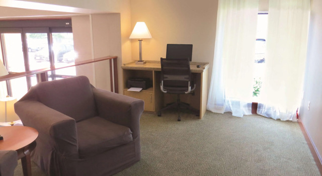 La Quinta by Wyndham Stamford / New York City, Забронировать Отель Стэмфорд Delaware County