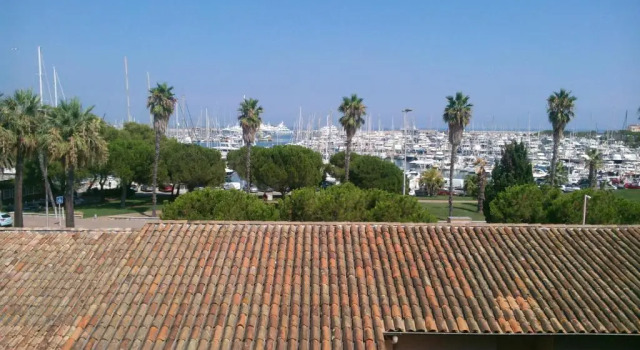 Апартаменты appartement Terrasse magnifique vue mer et yachts