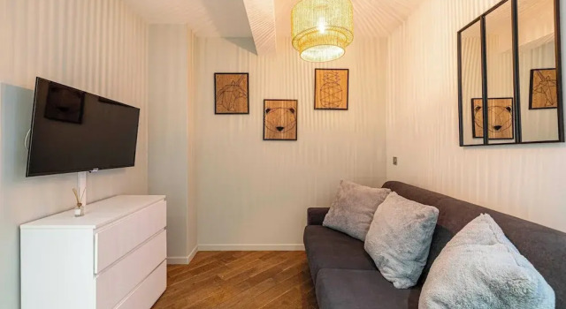 Sublime Renovated Studio - Cannes Meynadier, Забронировать Апартаменты/квартира Отели Канн с парковкой, рядом с Le Croisette Casino Barriere de Cannes, Парковка
