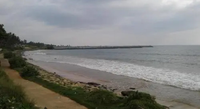 Super Break Water Frontbeach, Book Hotel Hoteller i Devinuwara med parkering, Parkering