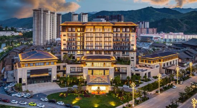 Shangluo Impression Yuehao Hotel, Boek Hotel Shangluo Shaanxi