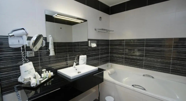 Номер Comfort Auberge de Cassagne & Spa