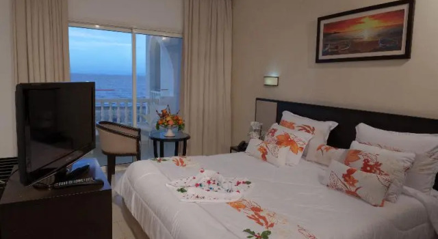 Люкс Standard с балконом Hotel Ezzahra Dar Tunis
