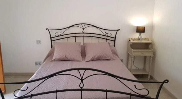 Chambre d'hôte l'Occitane, 预订 酒店 屈屈尼昂 科尔比埃