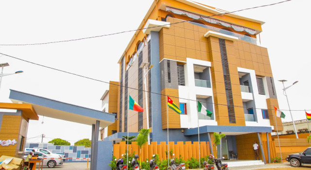 Hotel La Casa Cielo, Book Hotel Hotels in Cotonou with a Pool, Swimming Pool