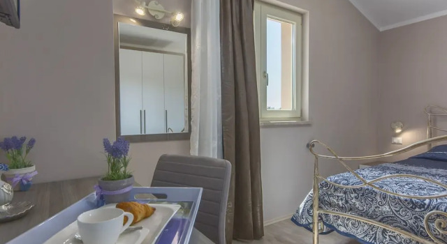 Luxuriously Equipped Villa With Private Pool Offers you an Excellent Vacation, Забронировать Вилла Пореч Poreč Riviera, 3* 4*