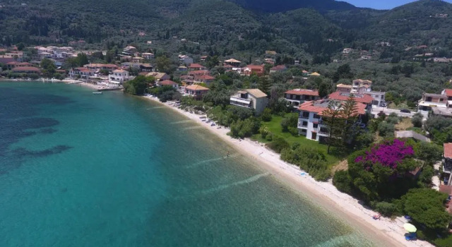Arokaria Beach House, Забронировать Отель Отели периферии Ионических островов с парковкой, Парковка